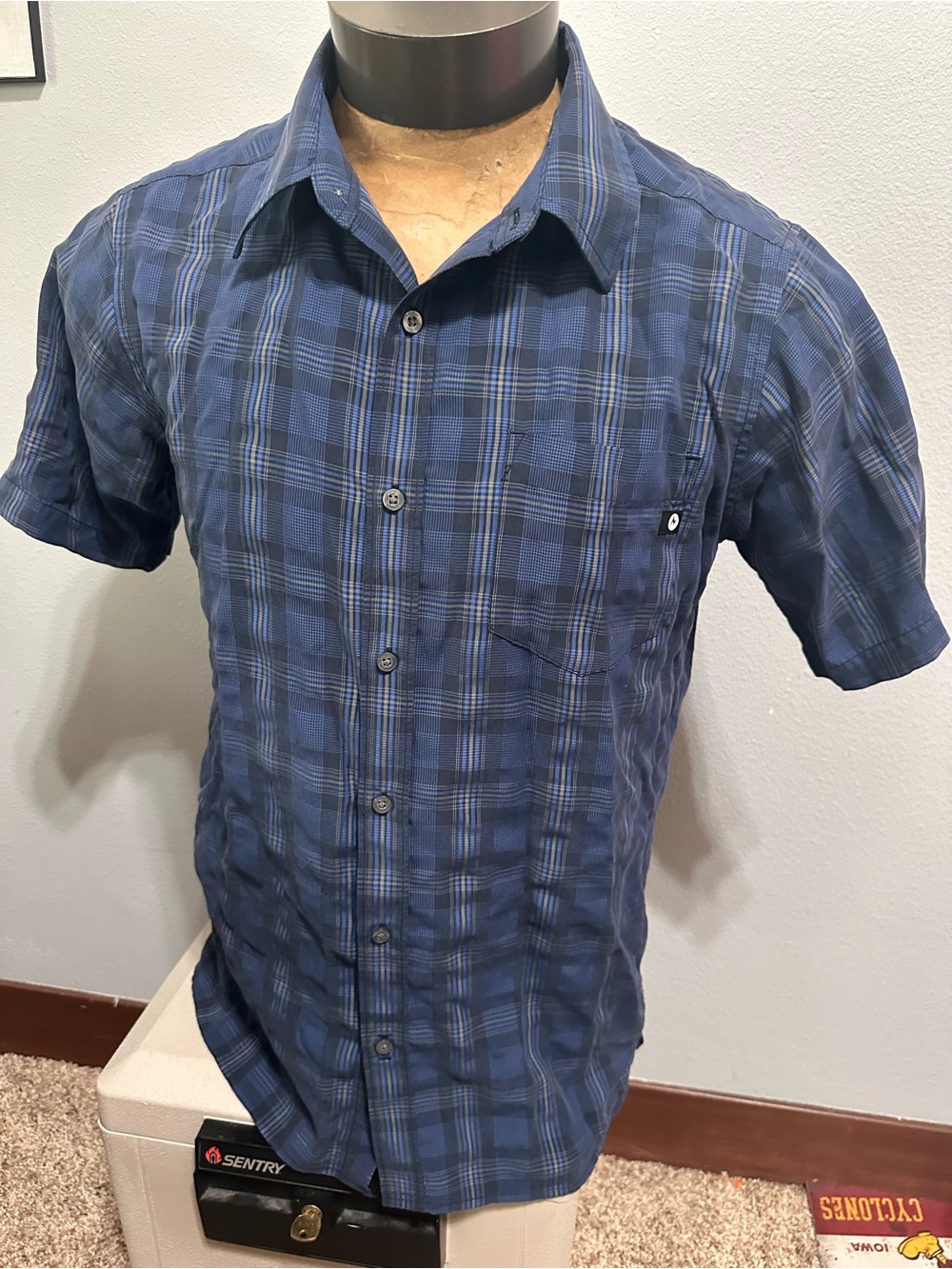 Marmot Mens Medium Blue Plaid Short-Sleeve Button-Up Shirt